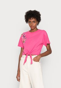 YAS YASFABIAN KNOT TEE - T-shirt estampada - fandango pink