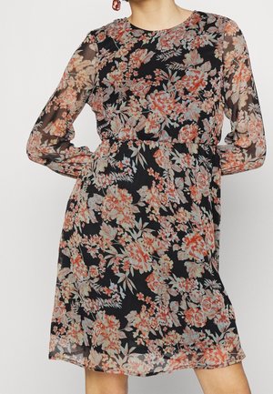 Vestido negro con estampado floral y mangas largas de organza, que presenta una variedad de flores coloridas. Tela suave, cintura entallada y una falda fluida.