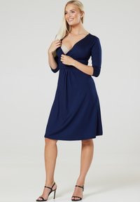Chelsea Clark FLARED MATERNITY 3/4 SLEEVES - Sukienka z dżerseju