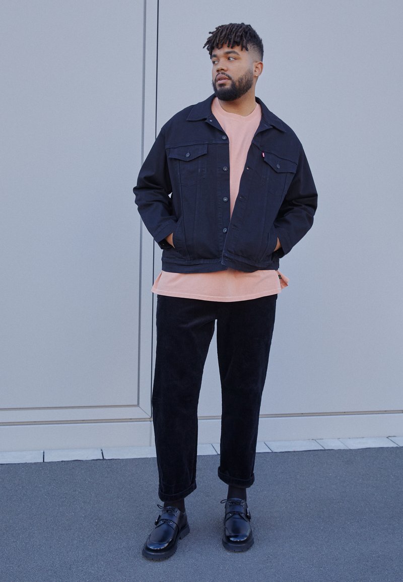 Levi's® Plus BIG TRUCKER - Farmerdzseki - dark horse