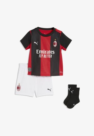 Puma, AC MILAN 26/27 HEIM-TRAININGSANZUG. SET - Camiseta deportiva - black-for all time red