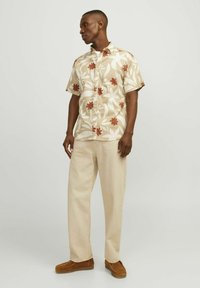 Jack & Jones JORJOSHUA ARUBA SHIRT - Shirt - maple syrup