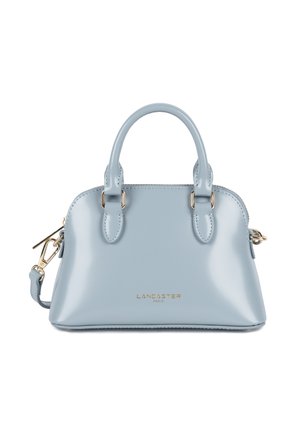 Borsa a mano in pelle patent azzurro chiaro con doppio manico superiore, tracolla removibile, accessori in oro e logo del brand impresso sul davanti.