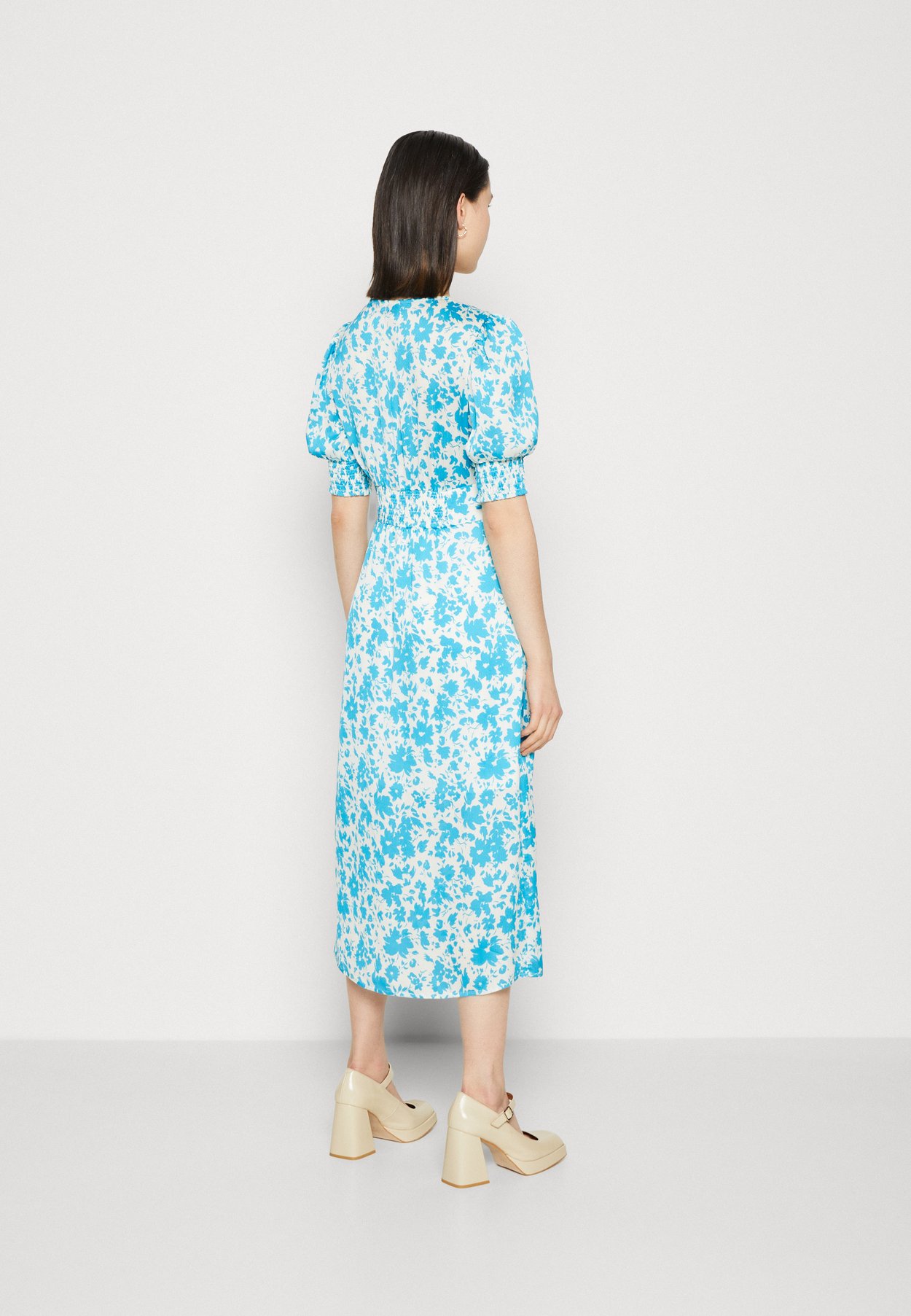 ONLRIKKA V NECK MIDI DRESS