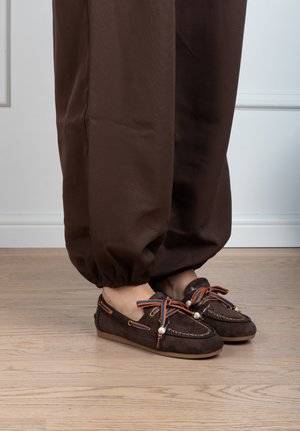 Posh by Poelman, POSH BY POELMAN MELODY DAMES LOAFERS. - Boat shoes - dark brown