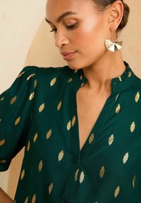 Love & Roses V NECK 3/4 SLEEVE THROUGH REGULAR FIT - Palaidinė - green foil