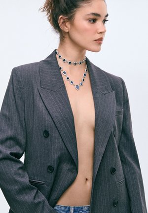 Stradivarius, JEWELLED NECKLACE - Halskette - light grey