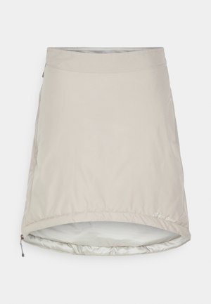 Beige isolierte Rock mit glatter Textur, elastischem Bund und einer Reißverschlusstasche an der Seite. Leichtes und budgetfreundliches Design.