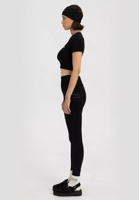 Misaga MOVEMENT SEAMLESS - Legging - black