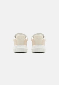 CC 26s Casual Sneaker Blue White Canvas Leather 183591