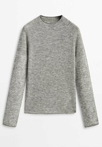 Harmaa pitkähihaisen pyöreäkaulusneule, jossa on sileä pinta ja raglan-hihat. Neuleessa on minimalistinen muotoilu ilman näkyviä kuvioita tai yksityiskohtia.