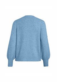 Šviesiai mėlynas megztinis pagamintas iš minkštos, tekstūruotos medžiagos, su raukšlėtu apvadu ir šiek tiek puffais ilgomis rankovėmis, turintis paprastą apvalų iškirpimą.