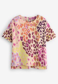 Korte mouwen top met een kleurrijke luipaardprint in tinten roze, oranje, paars en geel op een lichtbeige achtergrond.