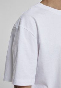 Urban Classics - T-shirt basic