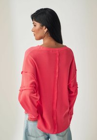 Next LONG SLEEVE SEAM DETAIL TEXTURE STANDARD - Džemperis - pink