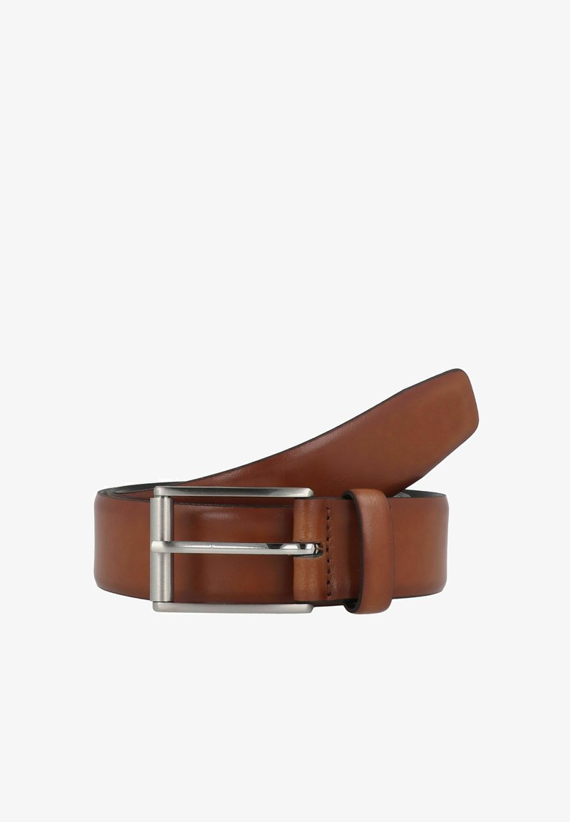 Ceinture en cuir marron avec une boucle en métal argenté élégante, dotée d'une texture lisse et d'un design classique. La ceinture s'effile vers l'extrémité.