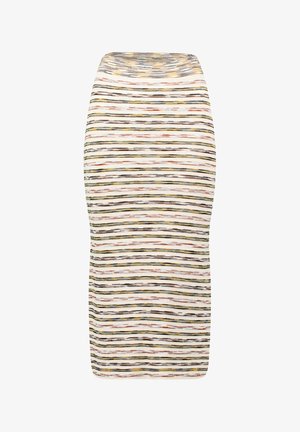 Tricot potloodrok met horizontale strepen in de kleuren crème, oranje, geel en zwart. Strak aansluitend ontwerp met een soepele textuur.