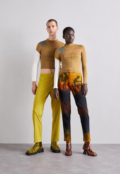 ECKHAUS LATTA LAPPED TURTLE UNISEX brązowy