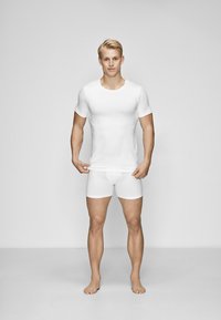 JBS Basic T-shirt - white