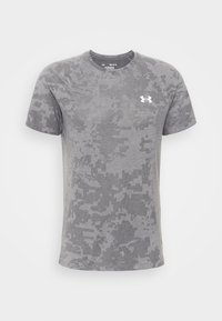 Grå t-shirt med kort ärm i texturerat tyg, med ett pixelerat mönster och en vit logotyp på bröstet.