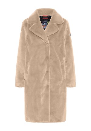 Beżowy długi płaszcz wykonany z miękkiego futerka ekologicznego. Posiada wyłogi z klapami, długie rękawy oraz zapięcie na guziki z wewnętrzną podszewką w wzory.