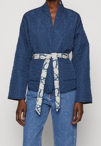 Vero Moda Tall Light jacket - dark blue