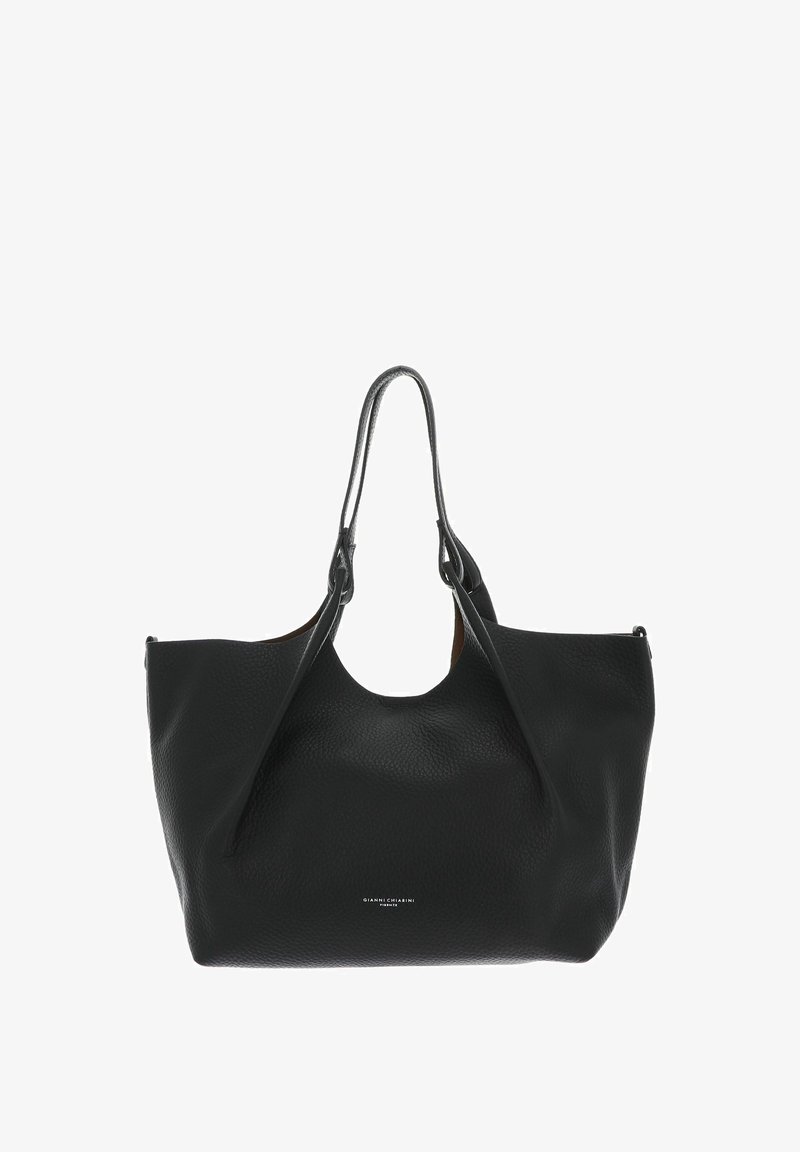Sac à main en cuir noir avec deux poignées, texture douce et petit logo de la marque centré près du bas à l'avant.