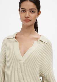 Object OBJGIKONI LOOSE - Jersey de punto - sandshell