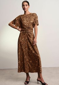 Next RUCHED CRINKLE MIDI-REGULAR FIT - Maxiklänning - brown