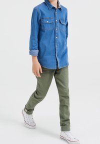 WE Fashion MET STRETCH - Košile - blue