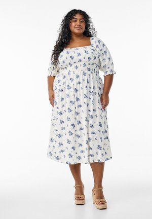 GEBLÜMTES  - Denné šaty - white w. blue flower