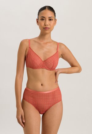 HEDY - Underwired bra - apricot