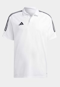 Polo bianco realizzato in tessuto traspirante, con colletto classico, maniche corte e dettagli neri a tre strisce sulle spalle.