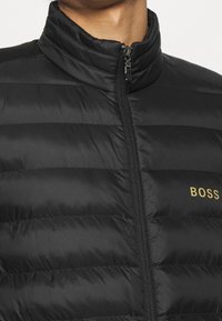 BOSS Allvädersjacka - black