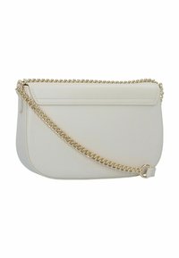 Borsa a tracolla in pelle beige chiaro con una forma strutturata, tracolla a catena dorata e cuciture sottili lungo i bordi.