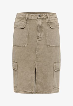 Falda de mezclilla beige hasta la rodilla con una abertura frontal, dos bolsillos laterales y dos bolsillos tipo cargador en la parte delantera. Material texturizado.