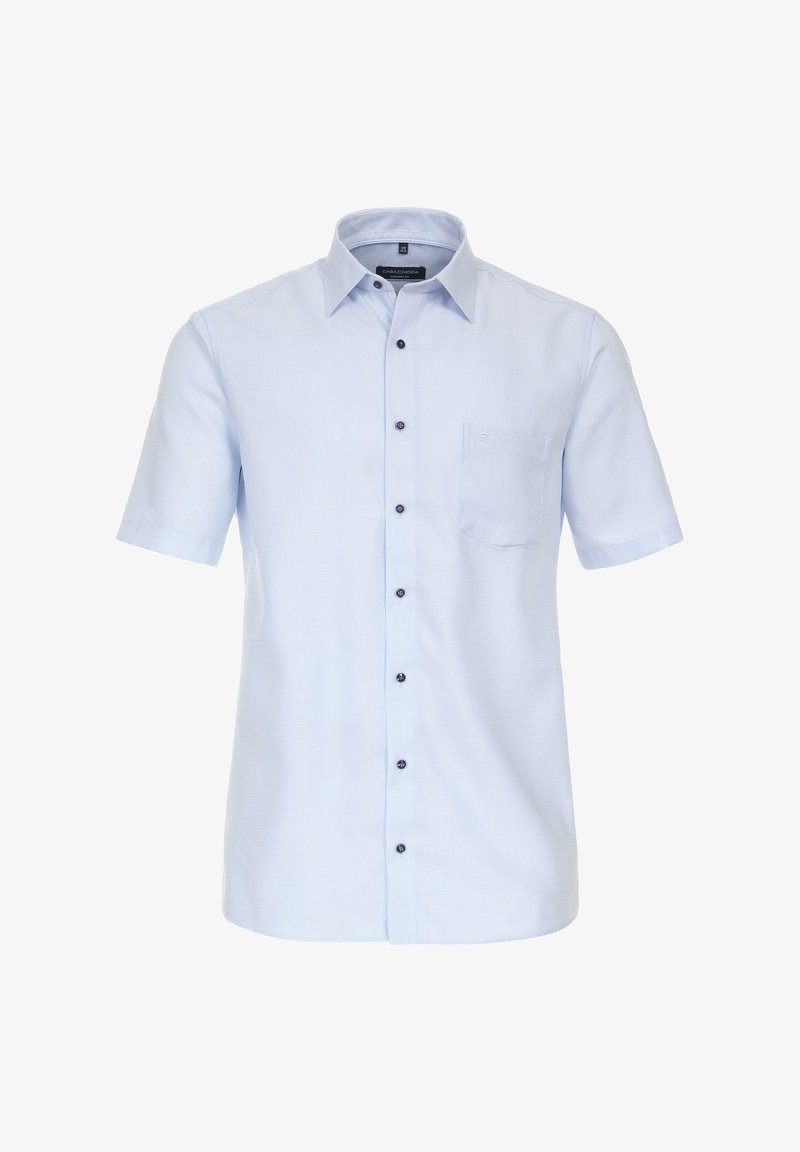 Himmelblaues kurzärmliges Hemd mit Knopfleiste und dezentem Karomuster, mit einer Tasche und dunklen Knöpfen, aus gewebtem Stoff.