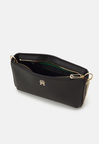 Tommy Hilfiger CHIC CROSSOVER - Skulderveske - black