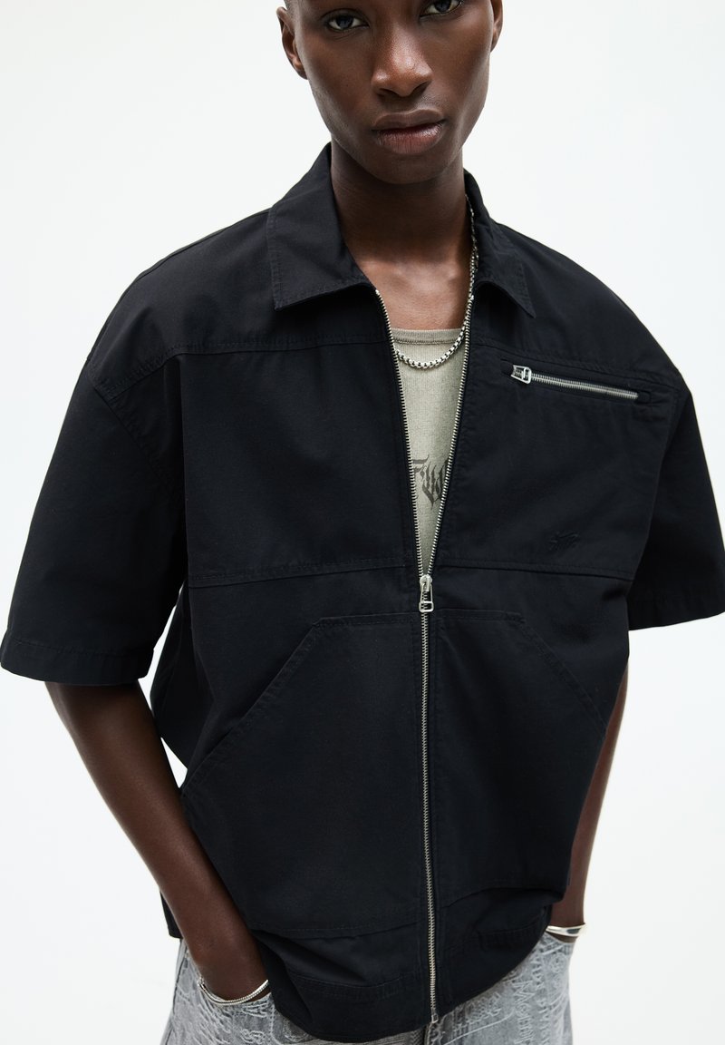 PULL&BEAR - SHORT SLEEVE - Giacca leggera - black, Ingrandire
