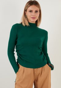 LELA REGULAR FIT - Maglione - benetton