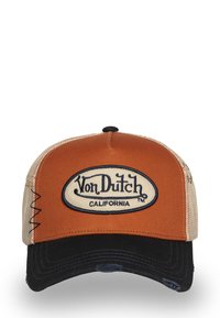 Gorra naranja y beige con una visera negra. Presenta un parche de logo bordado prominente que dice "Von Dutch California". Paneles laterales de malla.