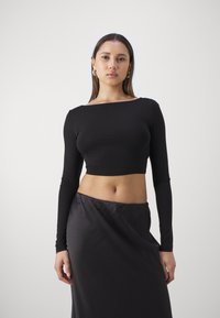 Gina Tricot SOFT TOUCH CROPPED TOP - Top dugih rukava - black