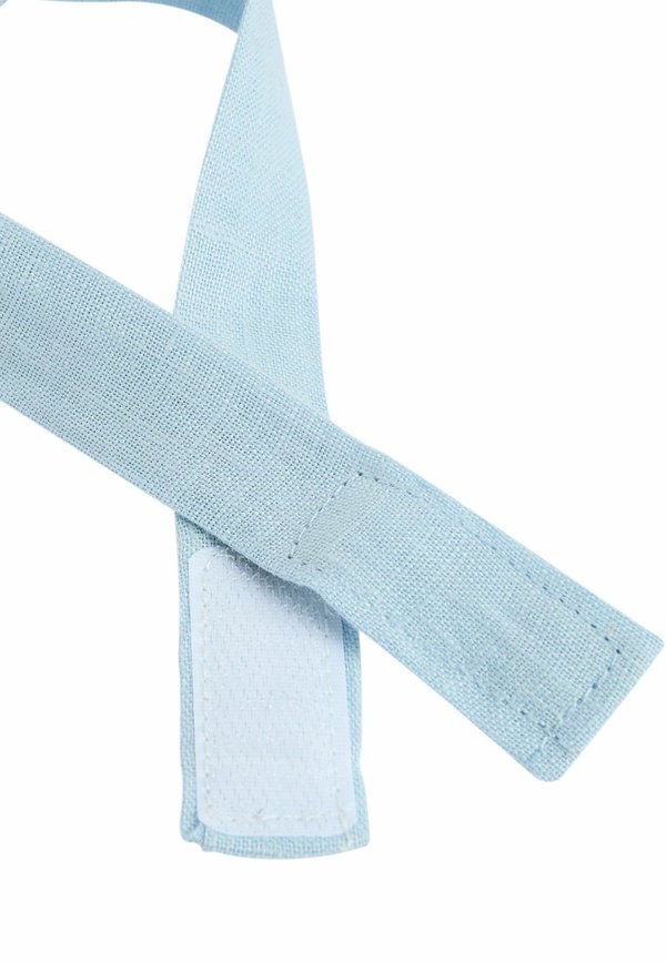 STANDARD – Fliege
