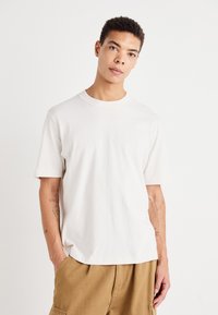 Abercrombie & Fitch VINTAGE CREAM - T-shirts - white sand