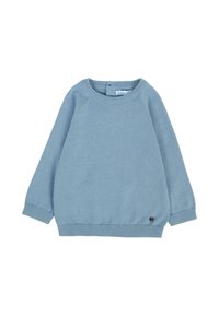 Pull en tricot bleu clair avec un col rond, des manches longues, des poignets et un ourlet côtelés. Présente un petit logo noir en bas.