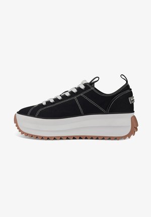 Tamaris, Sneaker low - black/white