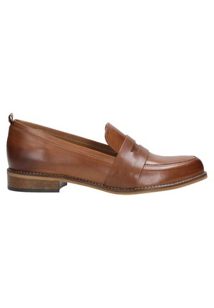 Leather loafer in tan with a stitched accent band, rounded toe, and a modest block heel. Smooth texture with a polished finish.