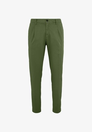 Groene maatwerkbroek met plooien aan de voorkant, knoopsluiting, riemlussen en smalle taps toelopende pijpen.
