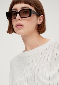 s.Oliver MIT LOCHMUSTER - Strickpullover - ecru