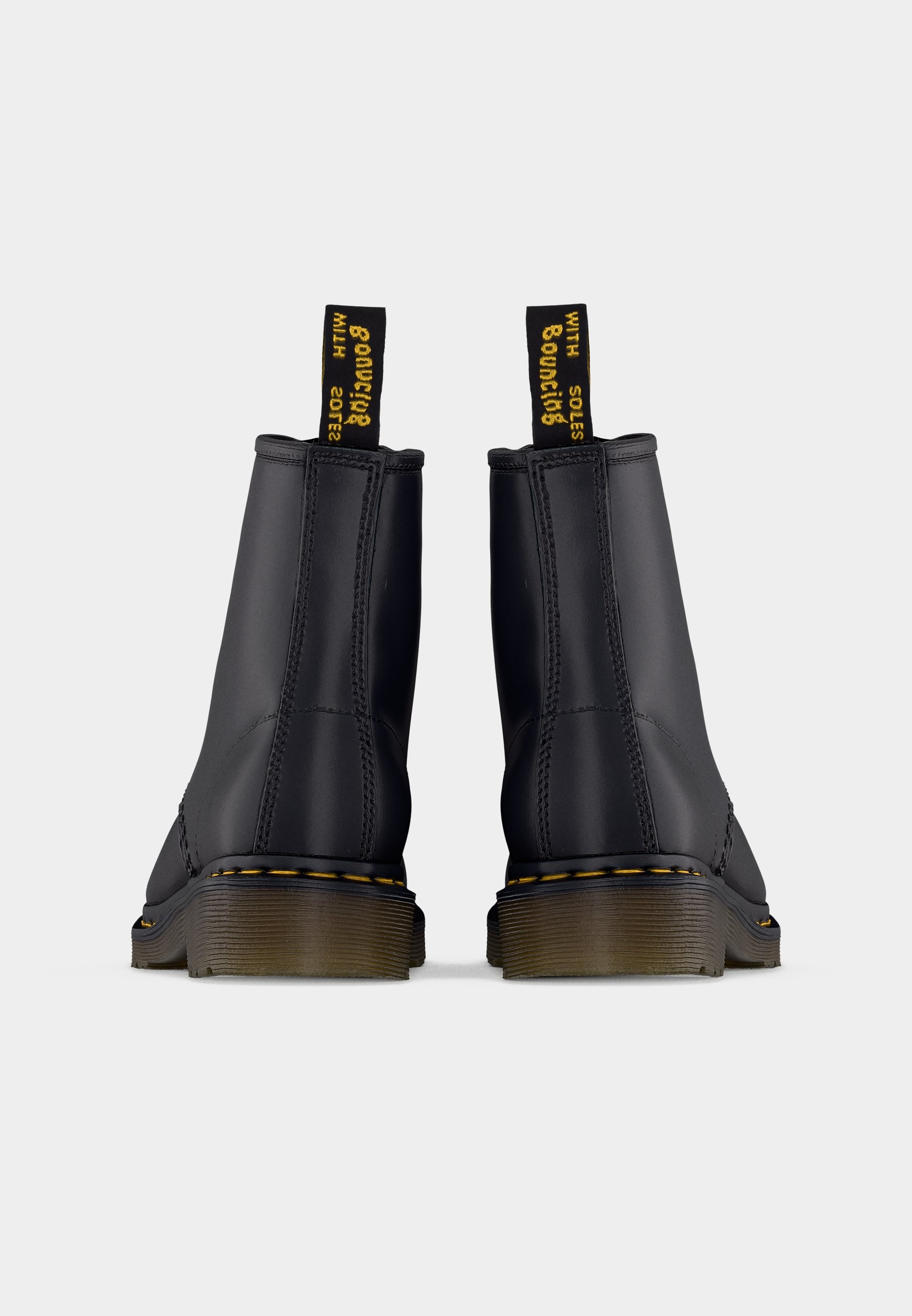 Dr. Martens 1460 ブラック 5 UK dr-martens-1460-black-smooth-